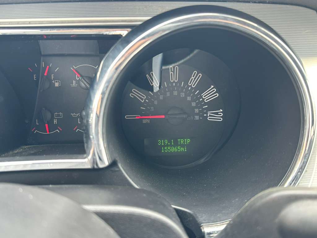 2006 Ford Mustang Image 14