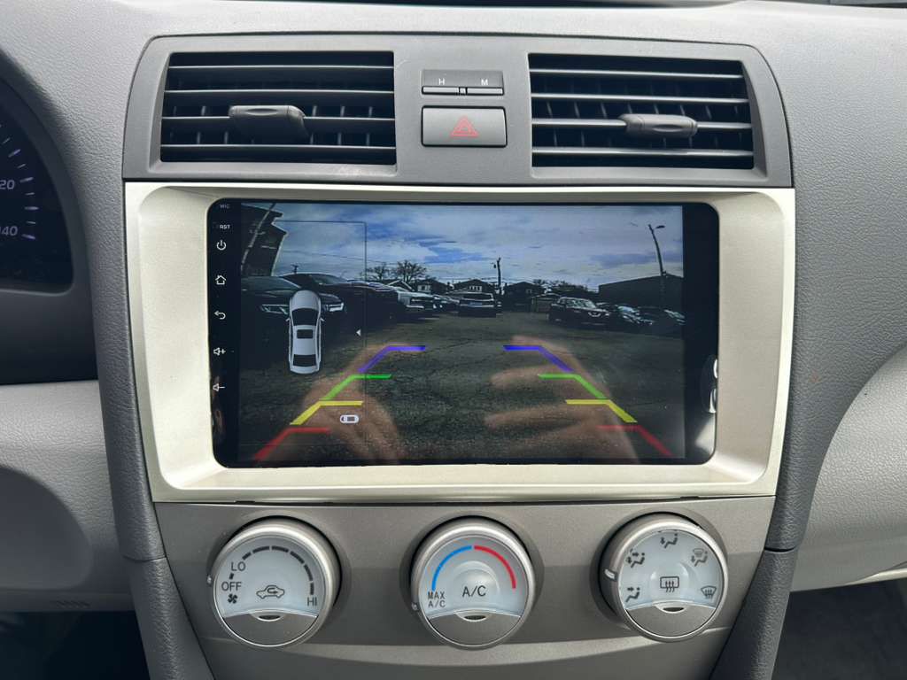 2011 Toyota Camry Image 14