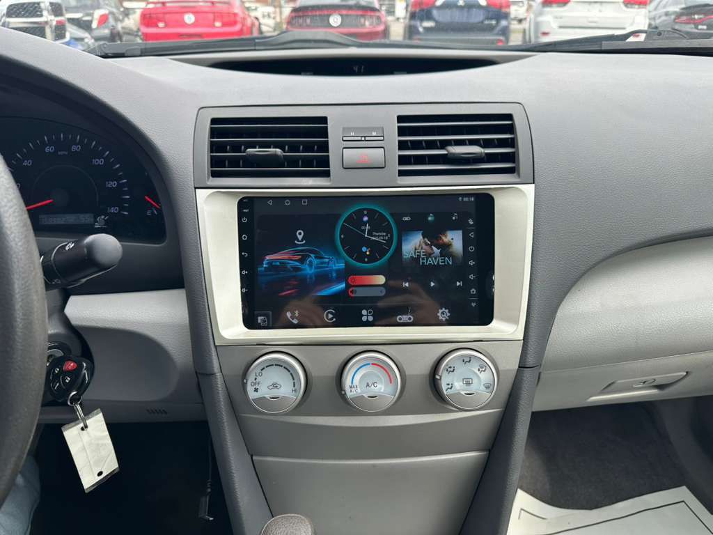 2011 Toyota Camry Image 15