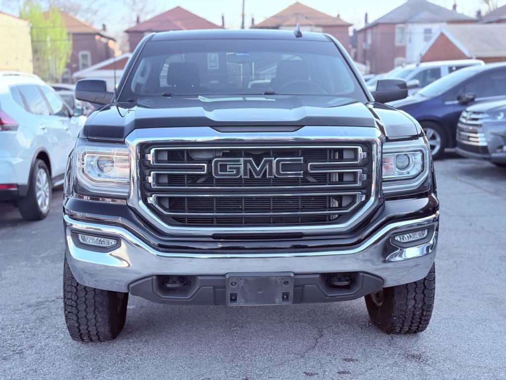 2016 GMC Sierra Image 2