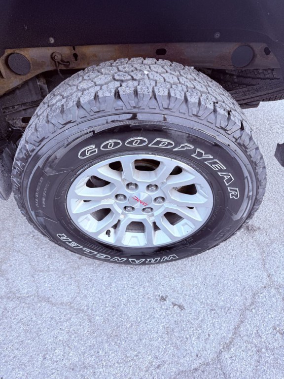 2016 GMC Sierra Image 30