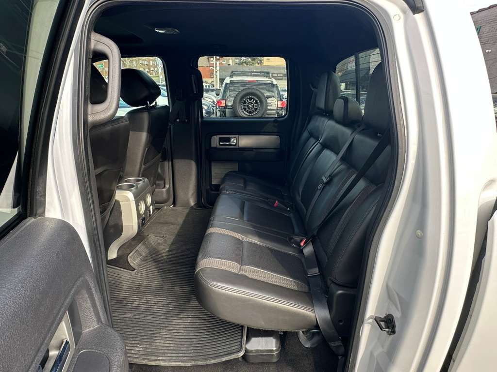 2014 Ford F-150 Image 24