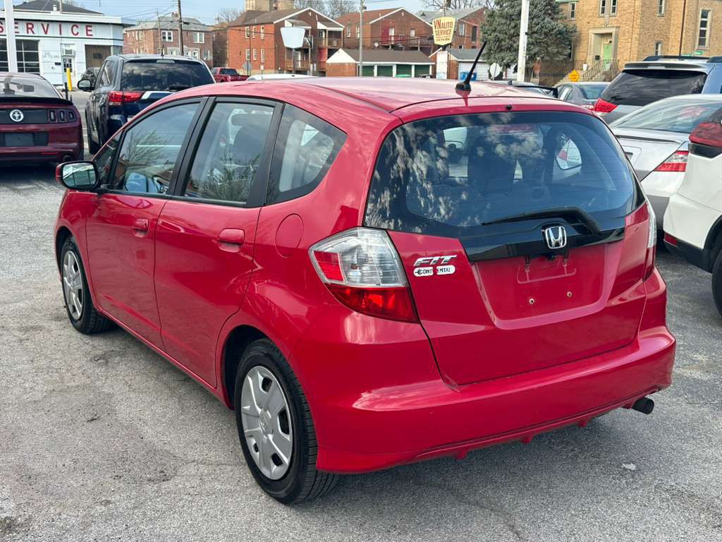 2013 Honda Fit Image 8
