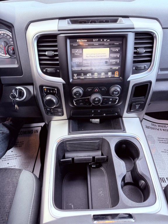2015 RAM 1500 Image 16