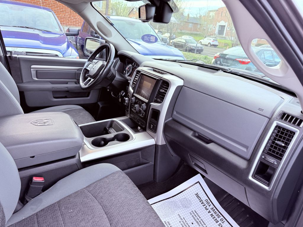 2015 RAM 1500 Image 22