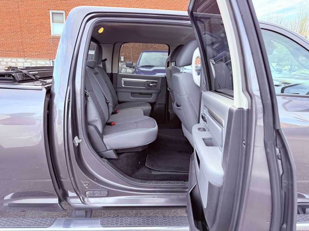 2015 RAM 1500 Image 23