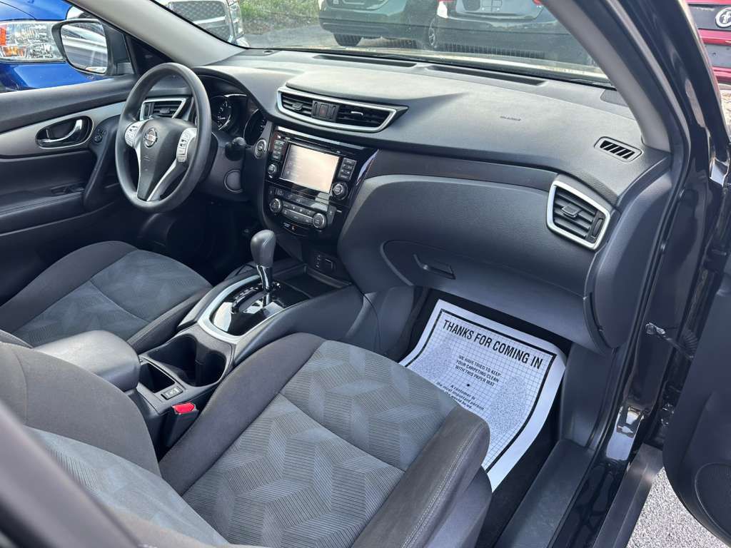 2016 Nissan Rogue Image 20
