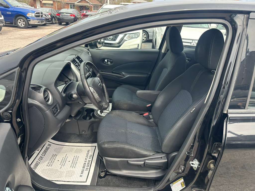 2018 Nissan Versa Image 10