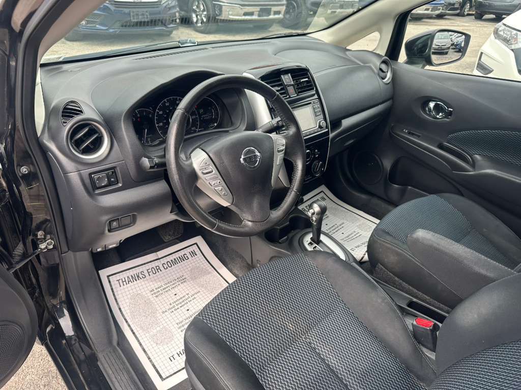 2018 Nissan Versa Image 11