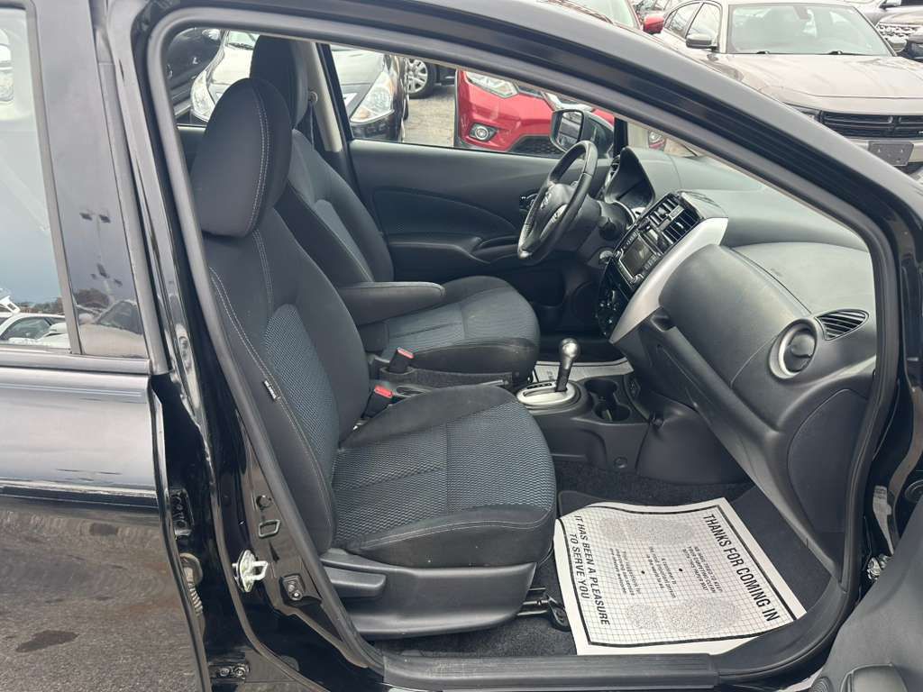 2018 Nissan Versa Image 12