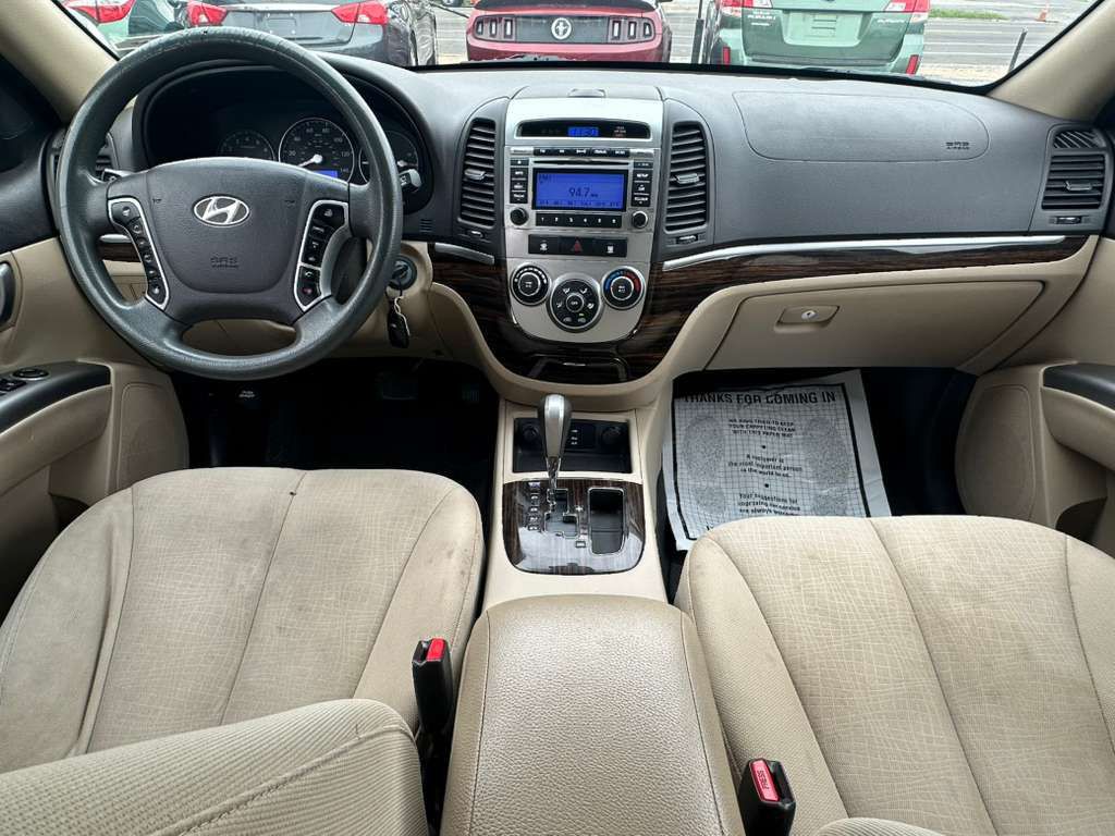 2010 Hyundai Santa Fe Image 14