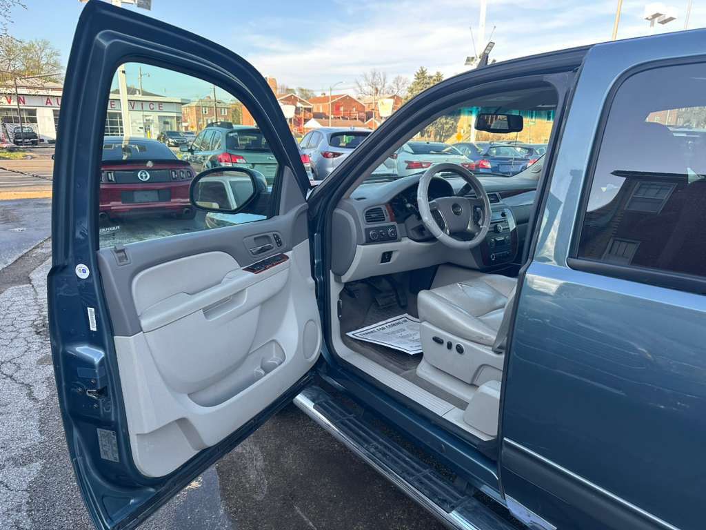 2013 Chevrolet Silverado 1500 Image 9