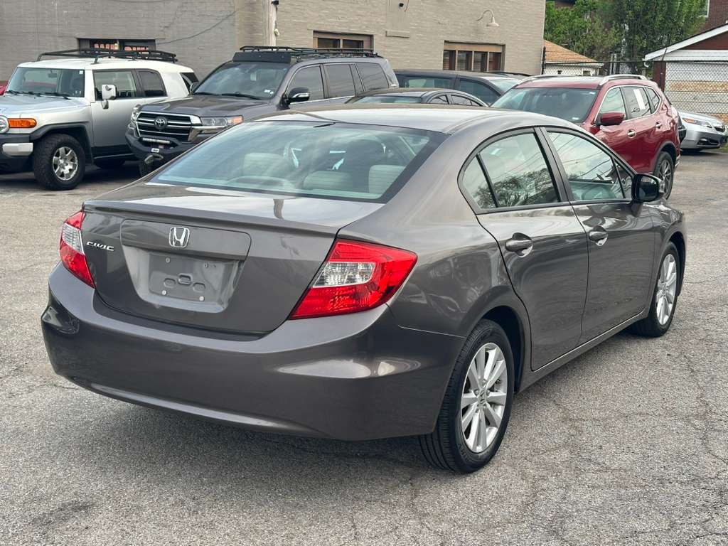 2012 Honda Civic Image 8