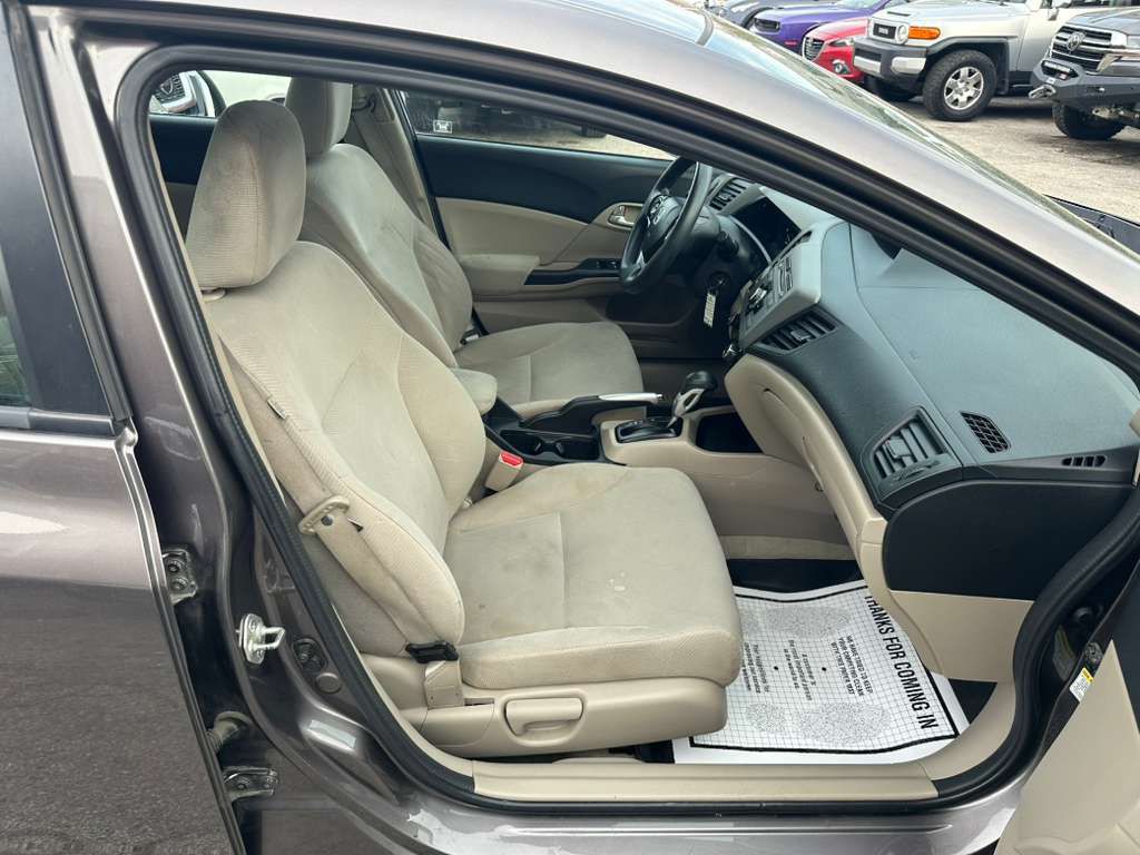 2012 Honda Civic Image 12