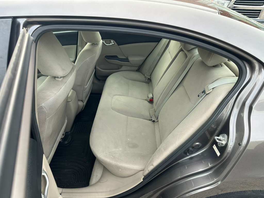 2012 Honda Civic Image 19
