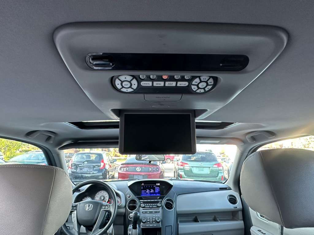 2015 Honda Pilot Image 21