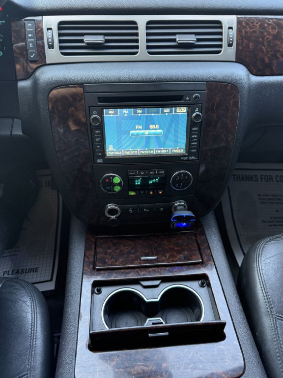 2011 GMC Yukon Image 18