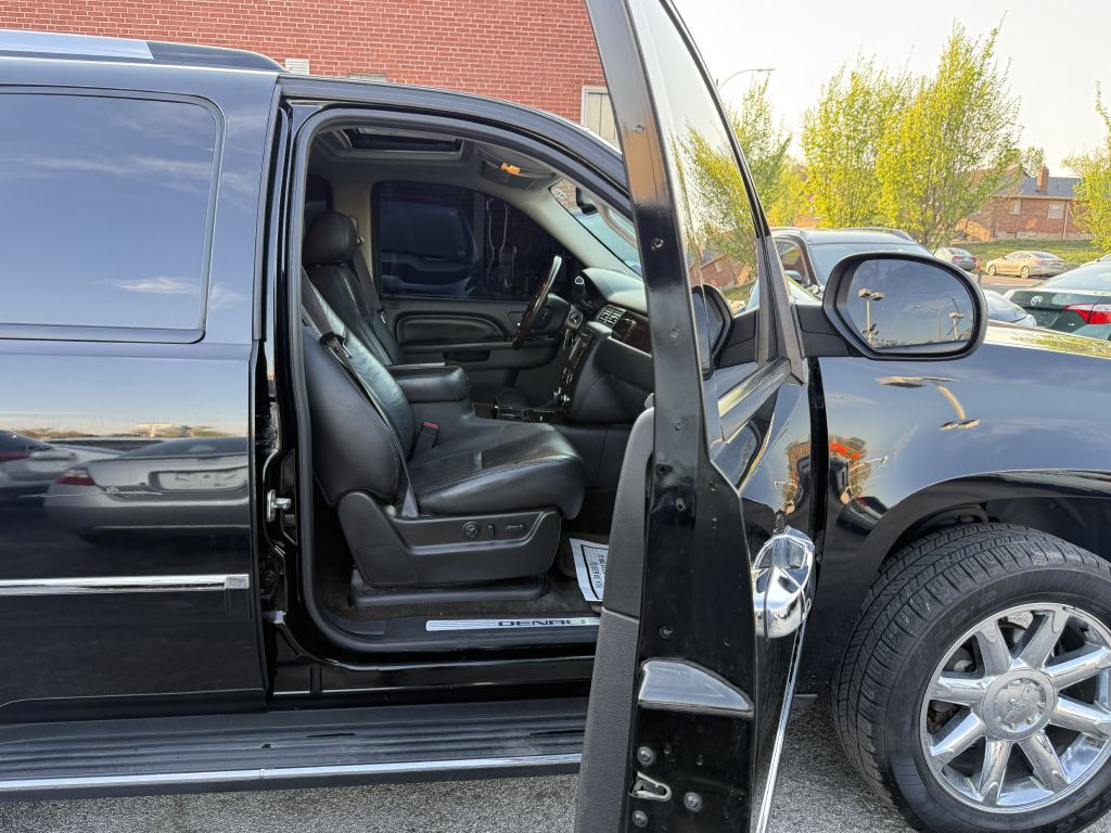 2011 GMC Yukon Image 21