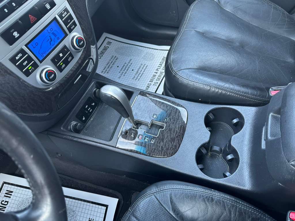 2009 Hyundai Santa Fe Image 15