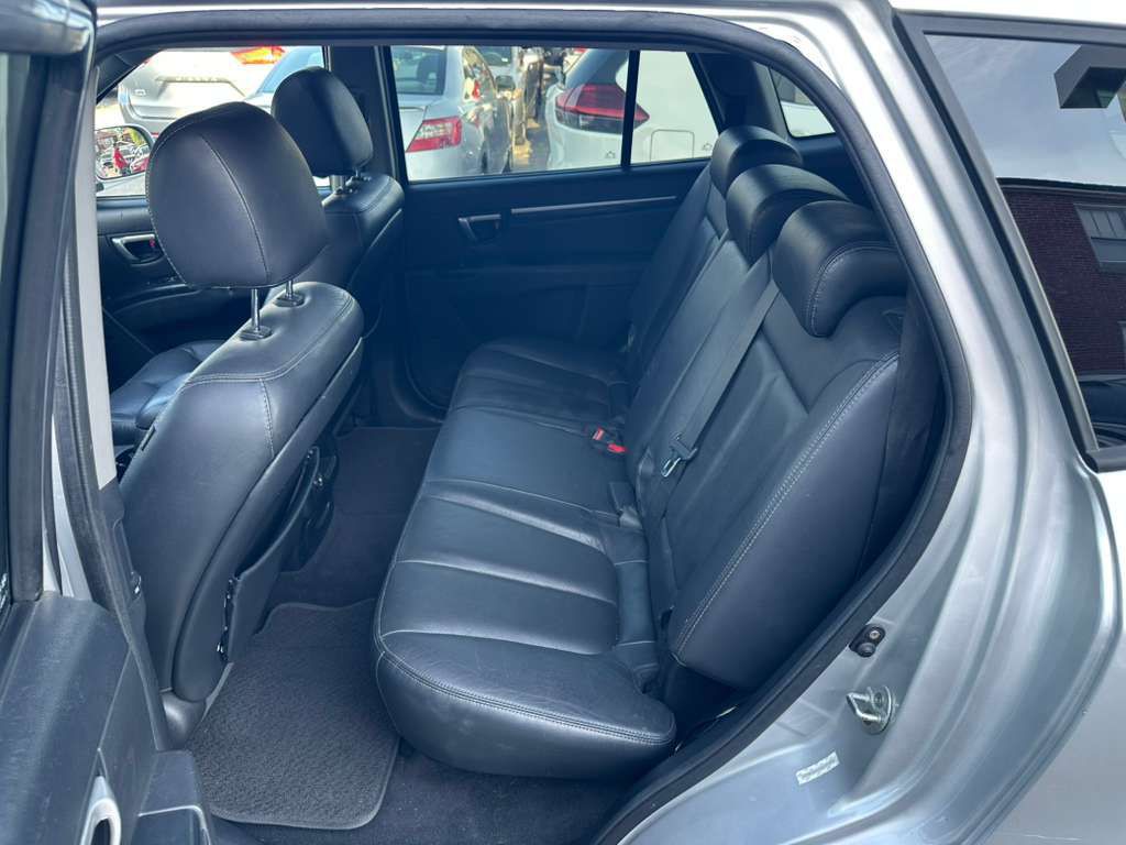 2009 Hyundai Santa Fe Image 22