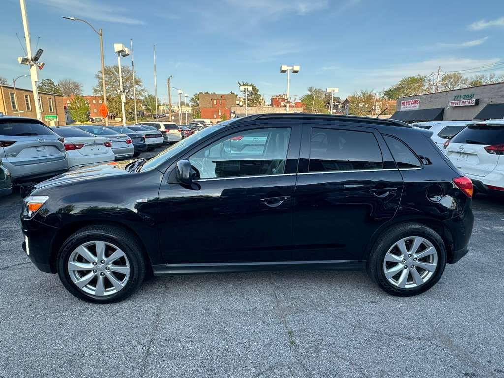2015 Mitsubishi Outlander Image 5