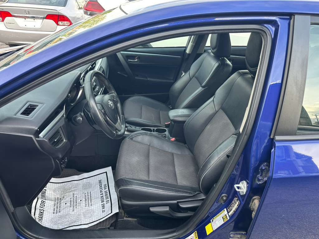 2014 Toyota Corolla Image 10