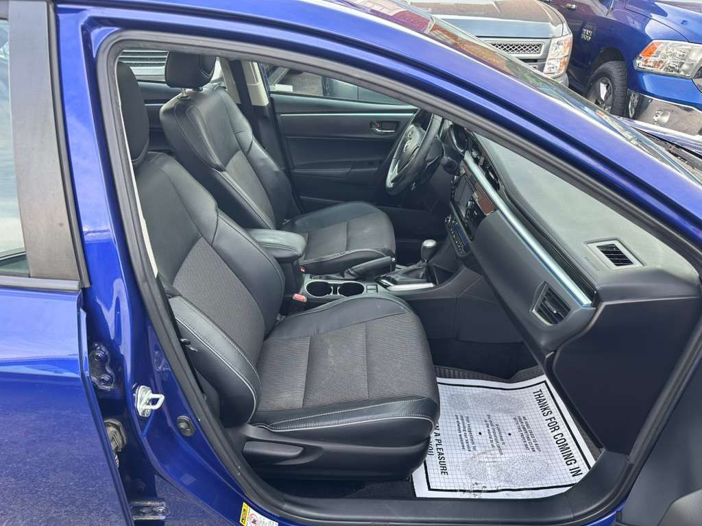 2014 Toyota Corolla Image 12