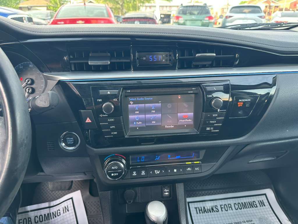 2014 Toyota Corolla Image 16