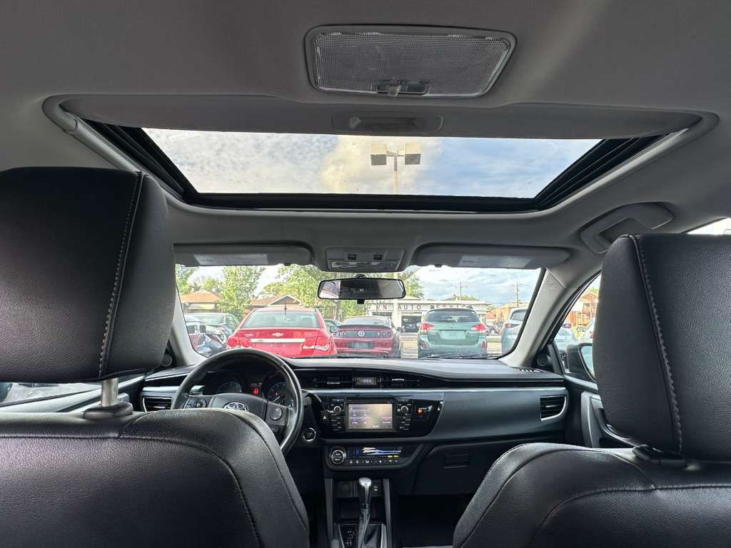 2014 Toyota Corolla Image 21