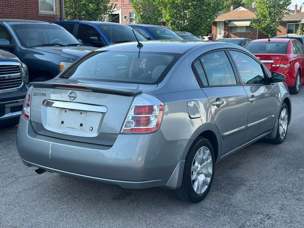 2011 Nissan Sentra Image 8