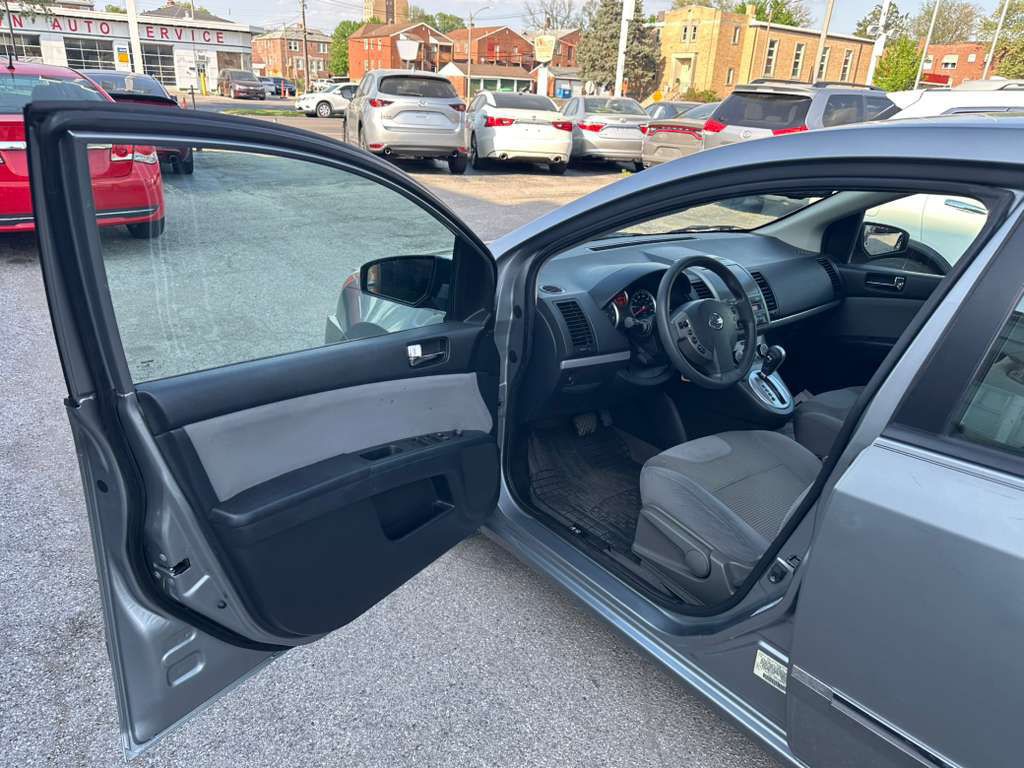 2011 Nissan Sentra Image 9