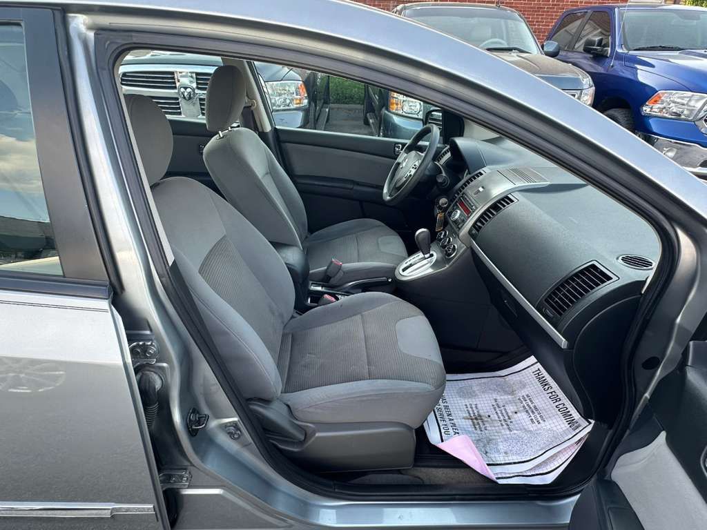 2011 Nissan Sentra Image 12