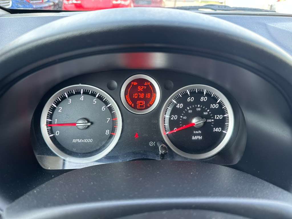 2011 Nissan Sentra Image 15