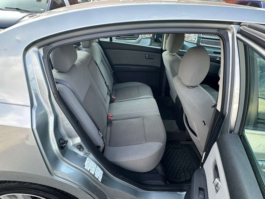 2011 Nissan Sentra Image 18