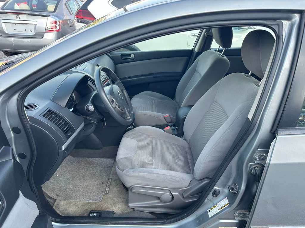 2012 Nissan Sentra Image 10