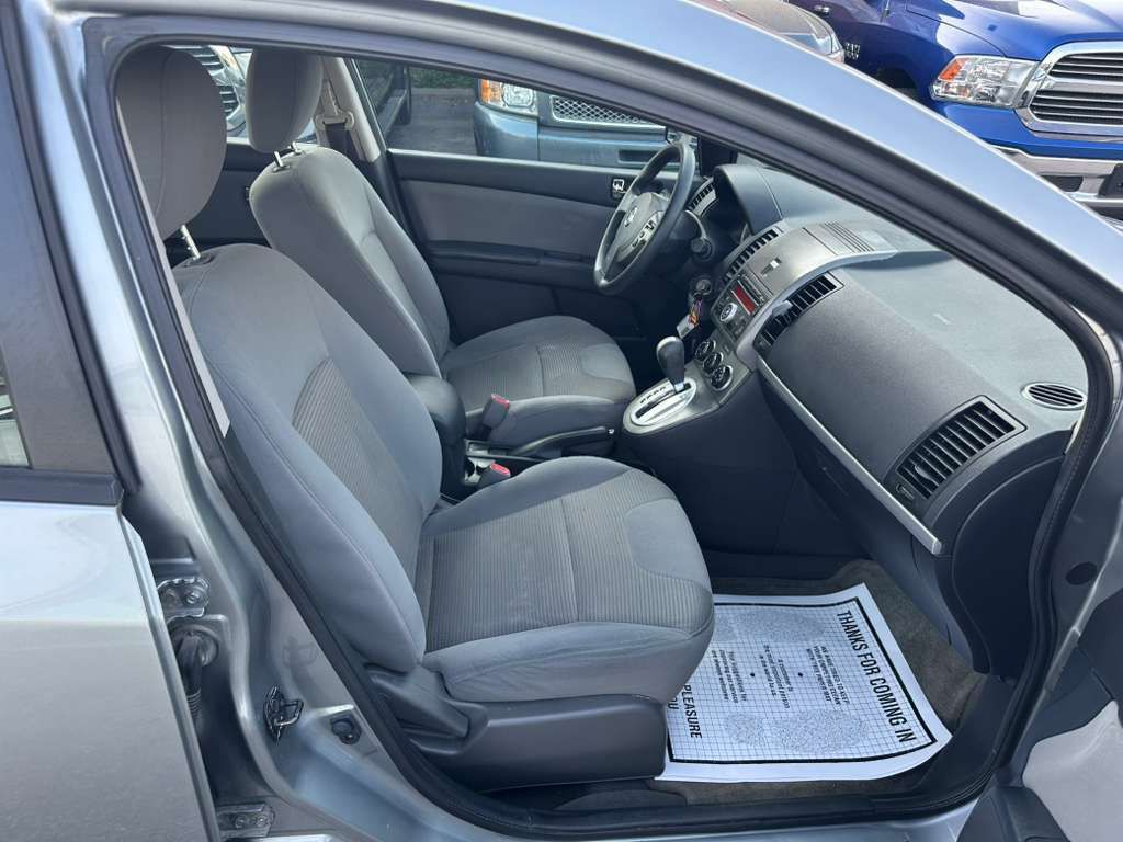 2012 Nissan Sentra Image 12