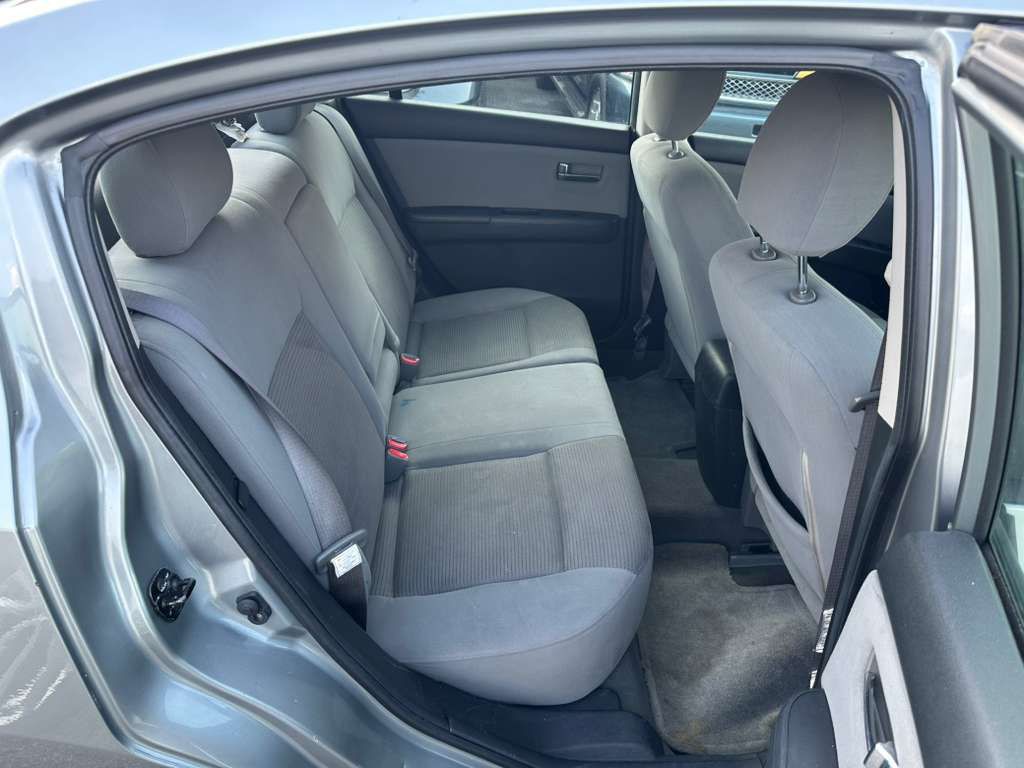 2012 Nissan Sentra Image 19