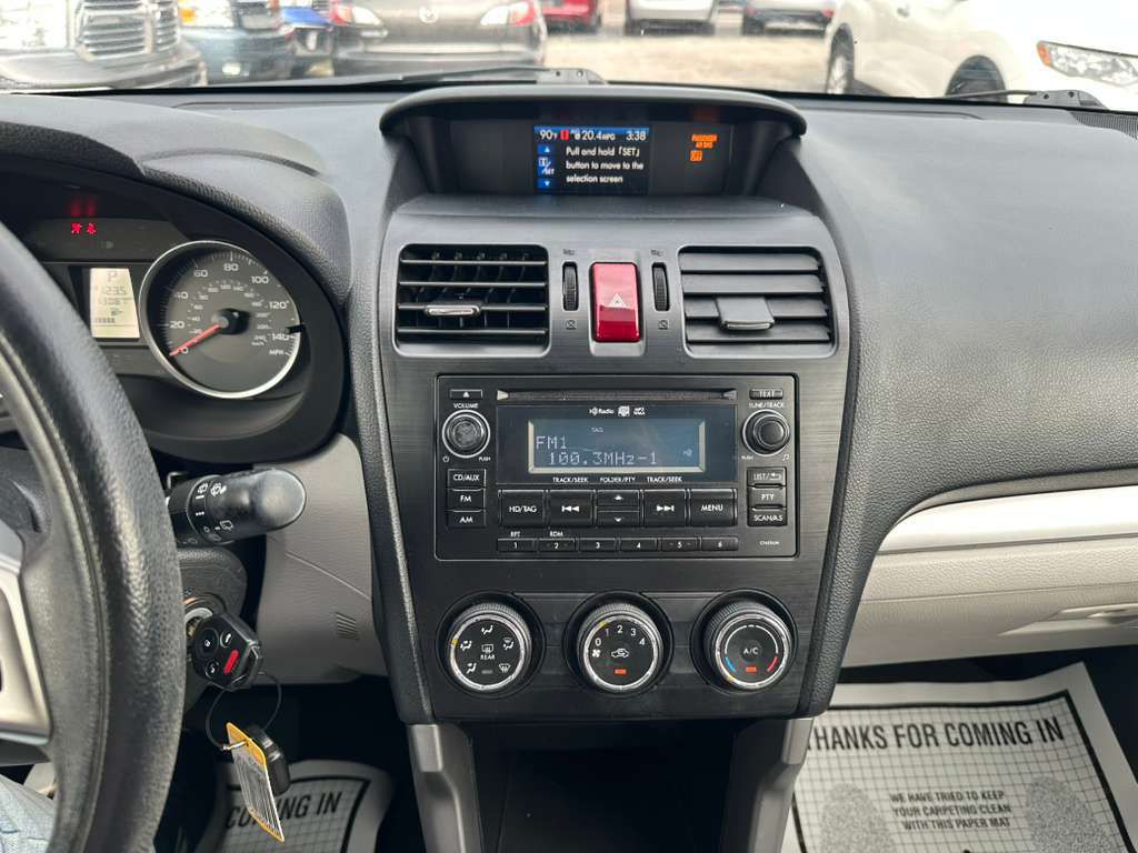 2015 Subaru Forester Image 16