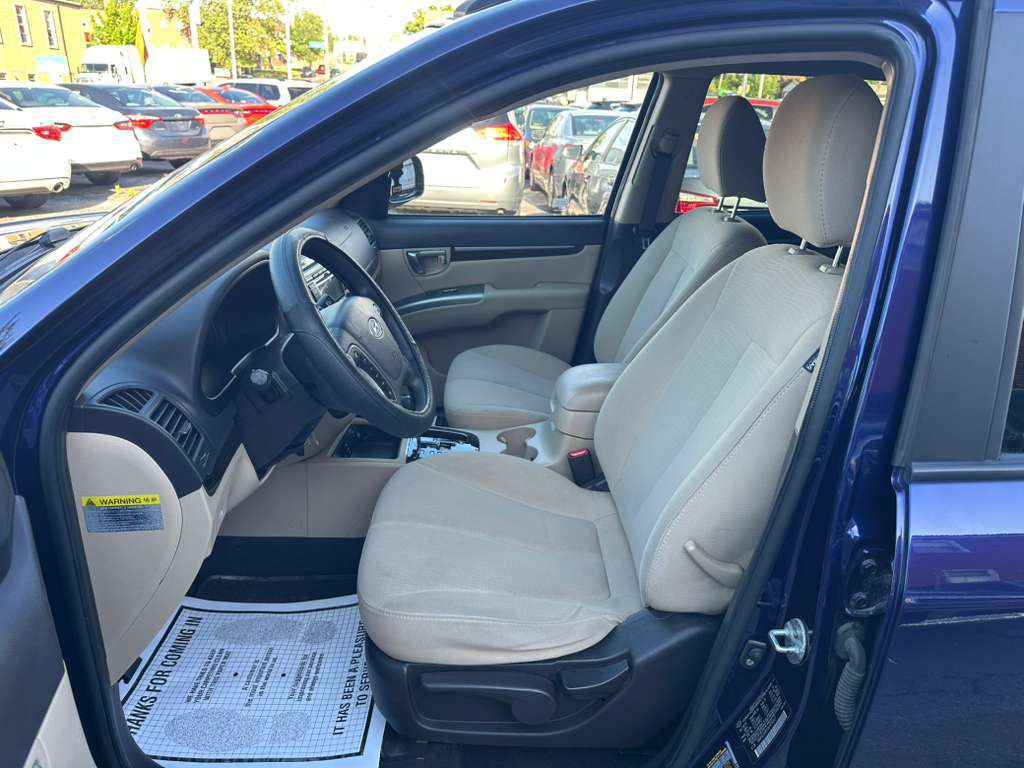 2010 Hyundai Santa Fe Image 10