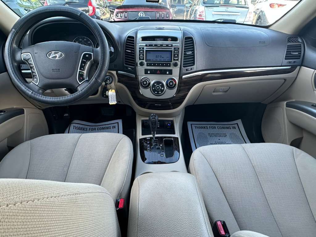 2010 Hyundai Santa Fe Image 14