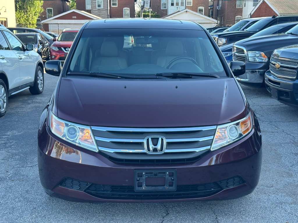 2012 Honda Odyssey Image 2