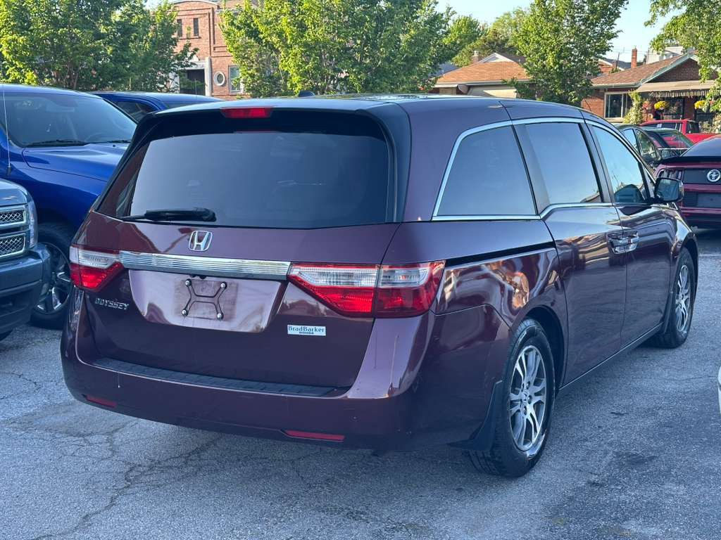 2012 Honda Odyssey Image 6