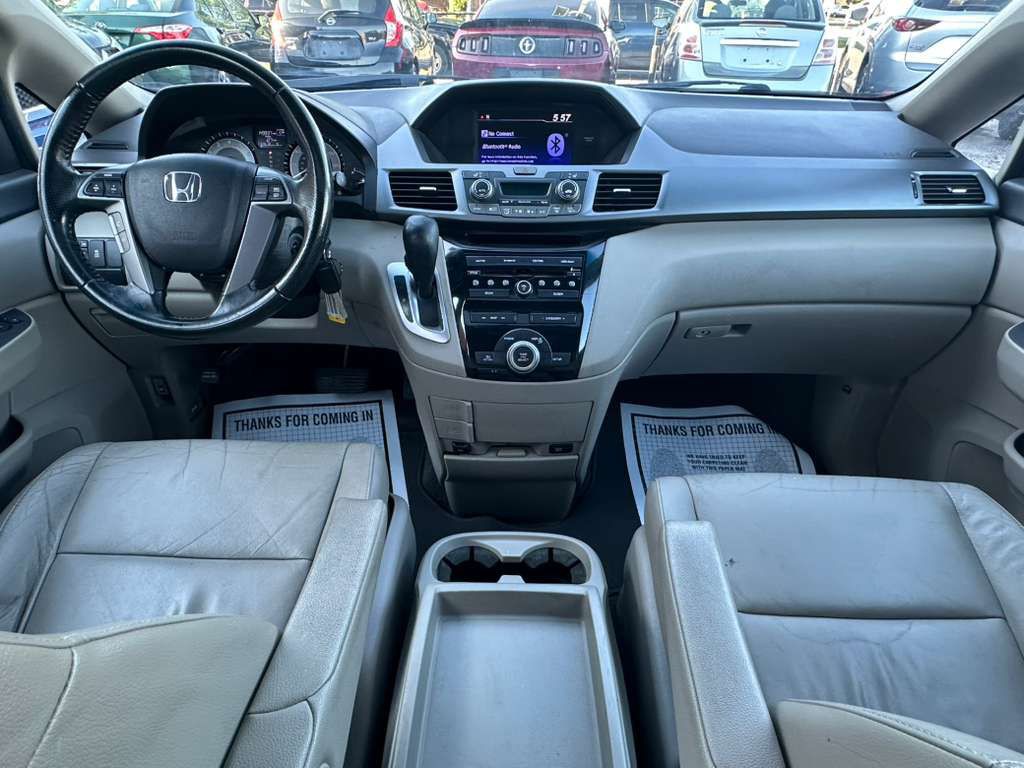 2012 Honda Odyssey Image 14