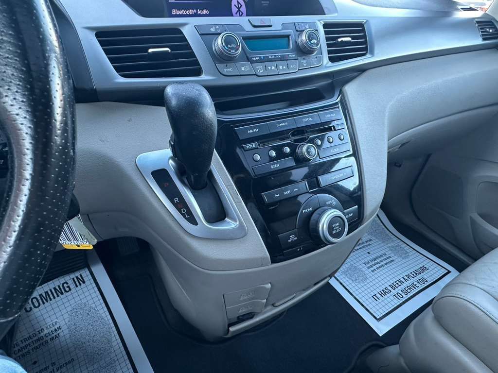 2012 Honda Odyssey Image 19
