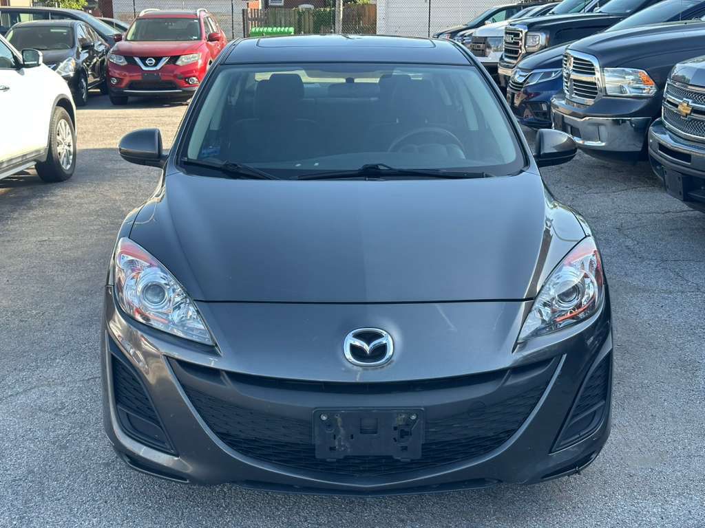 2011 Mazda Mazda3 Image 2