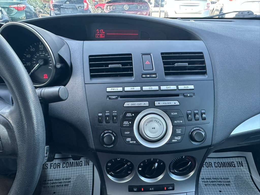 2011 Mazda Mazda3 Image 16