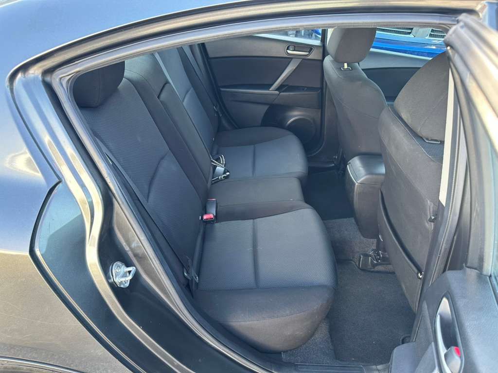 2011 Mazda Mazda3 Image 20