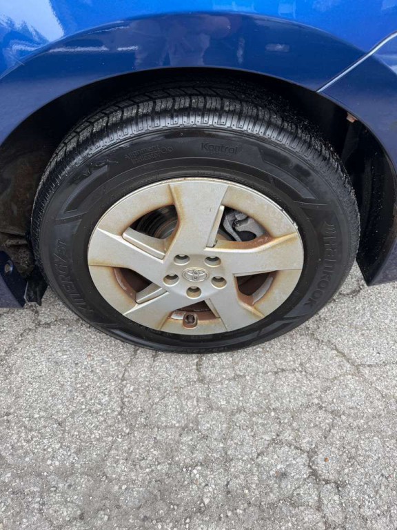 2010 Toyota Prius Image 25
