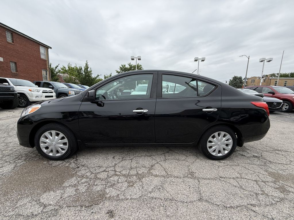 2013 Nissan Versa Image 7