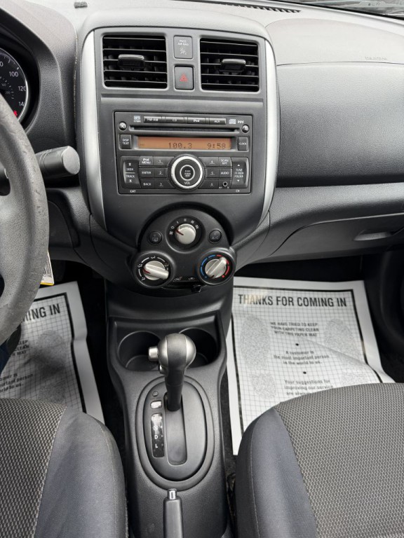 2013 Nissan Versa Image 14